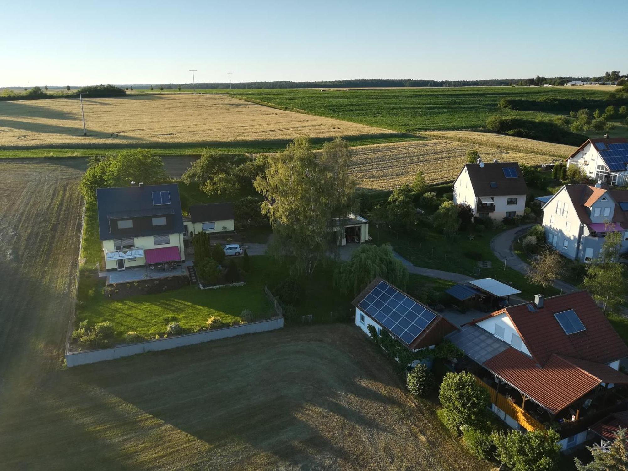 Fewo Haus Hutzelbuck In Idyllisch-Gruener Lage Naehe An Ansbach Bagian luar foto